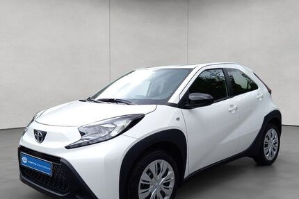 Toyota Aygo (X) 2.500 km 19.630 € Pforzheim 75179