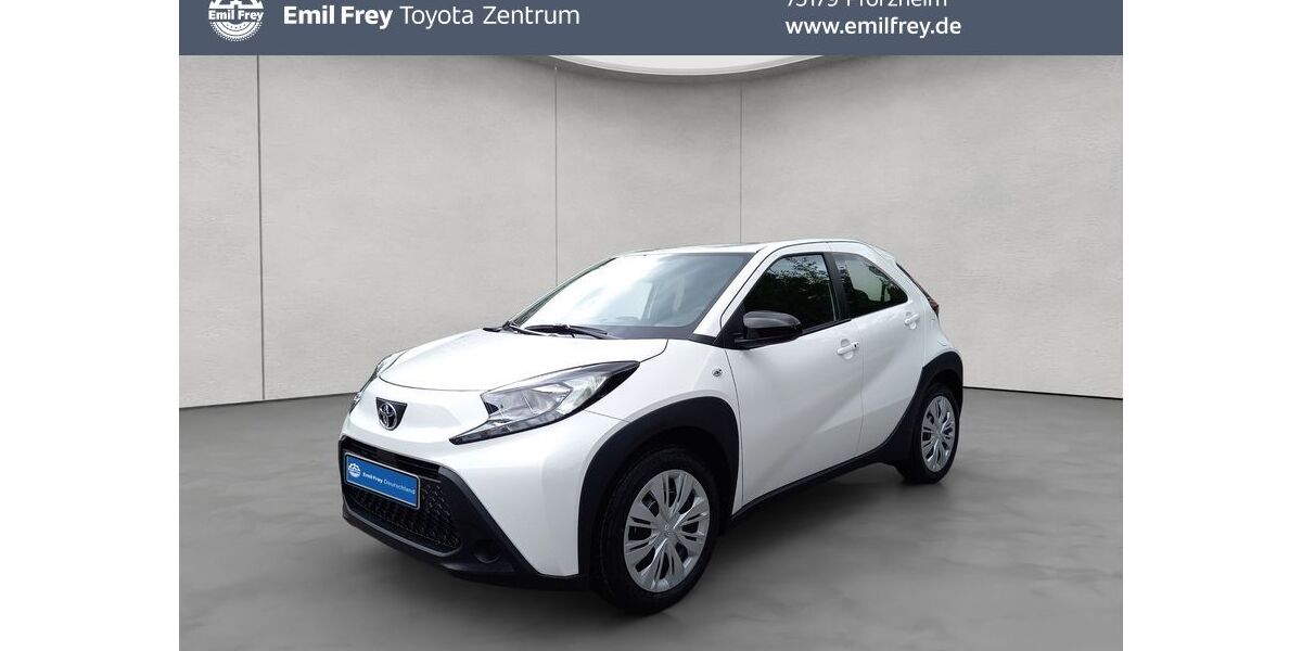 Toyota Aygo (X) 2.500 km 19.630 € Pforzheim 75179
