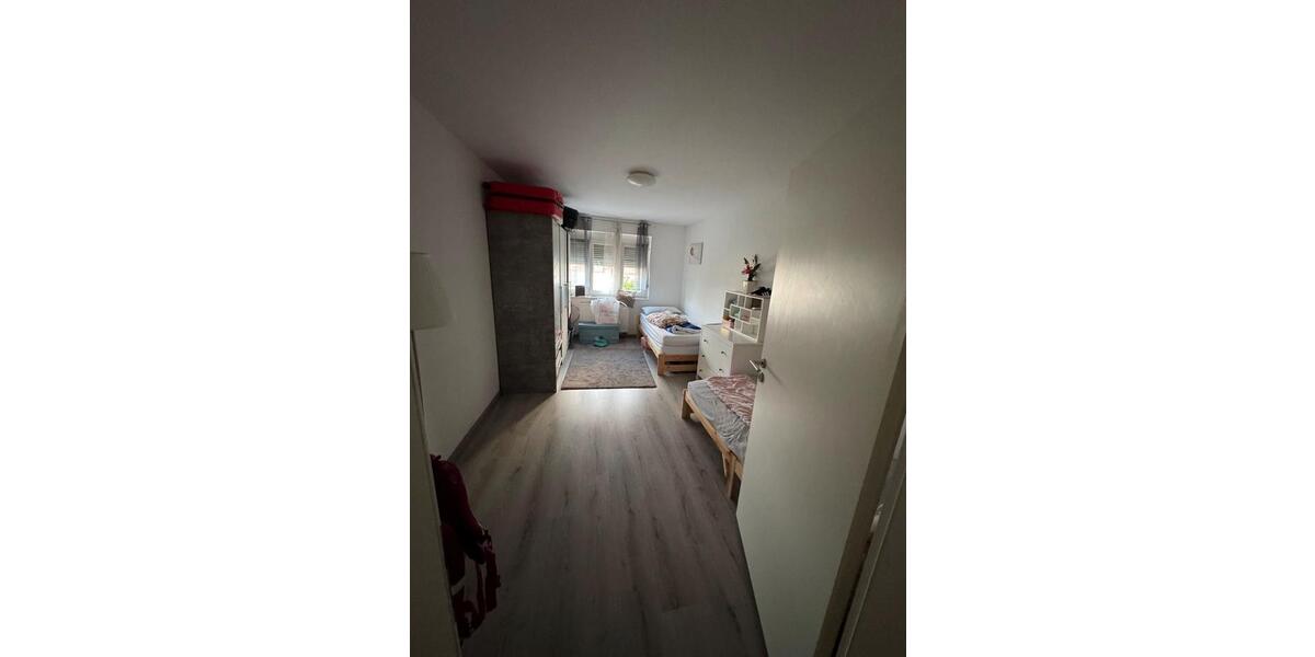 Etagenwohnung Pforzheim Dillweißenstein - 3 Zimmer, 89 m&sup2;, 225.000&euro; | Angebot:26104324