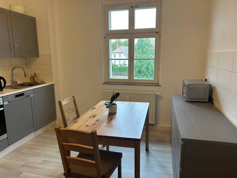 Komplett möblierte 2-Zimmerwohnung mit Garten, Keller & Dachboden sucht einen Nachmieter