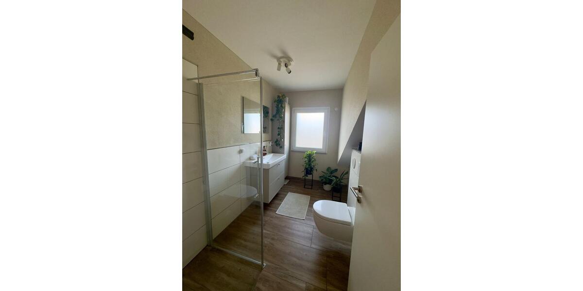 Dachgeschoßwohnung Rülzheim - 2 Zimmer, 65 m&sup2;, 245.000&euro; | Angebot:26840324