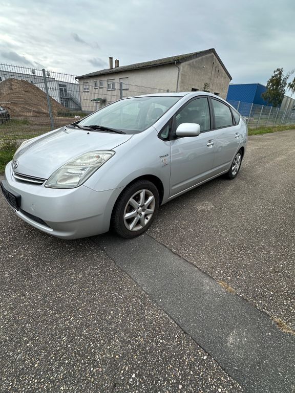 Toyota Prius 85.900 km 5.999 € Hambrücken 76707