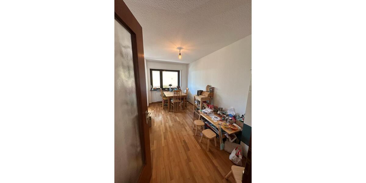 Erdgeschoßwohnung Karlsruhe Neureut - 3.5 Zimmer, 89 m&sup2;, 1.250&euro; | Angebot:26105566