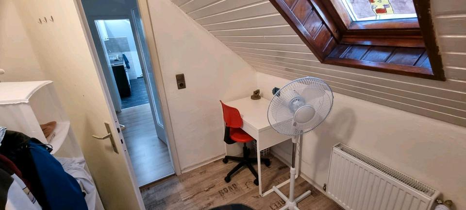 Dachgeschoßwohnung Pforzheim Brötzingen - 3 Zimmer, 53 m&sup2;, 950&euro; | Angebot:24614983