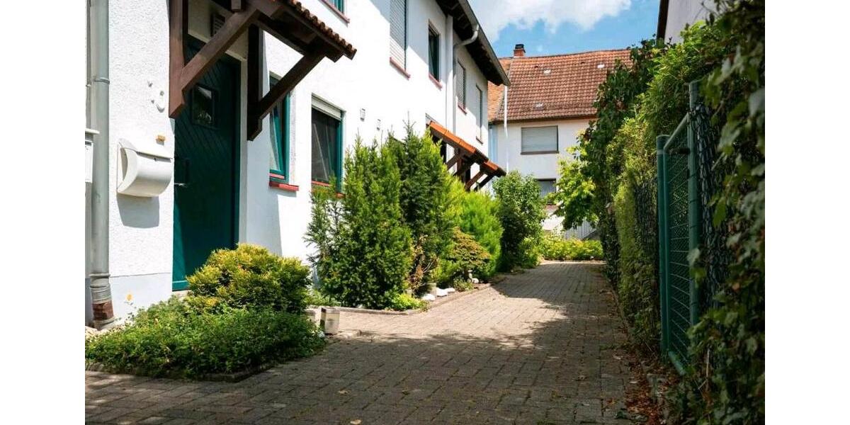 Reihenhaus Pfinztal - 4 Zimmer, 124 m&sup2;, 525.000&euro; | Angebot:27118337