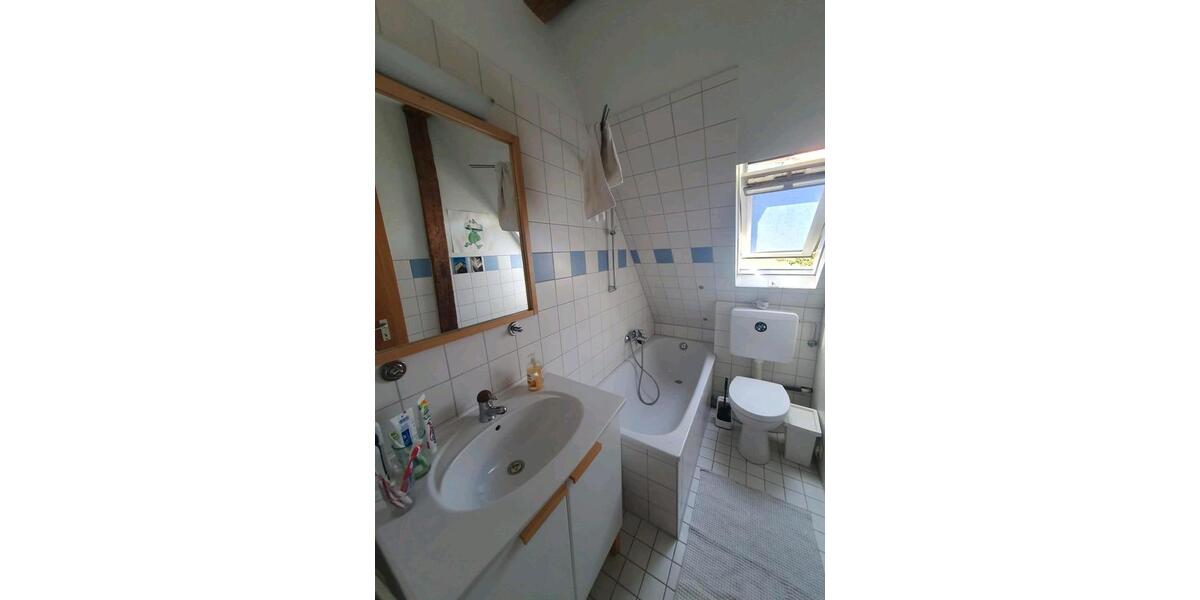 Etagenwohnung Pforzheim Dillweißenstein - 5 Zimmer, 14 m&sup2;, 280&euro; | Angebot:26406573