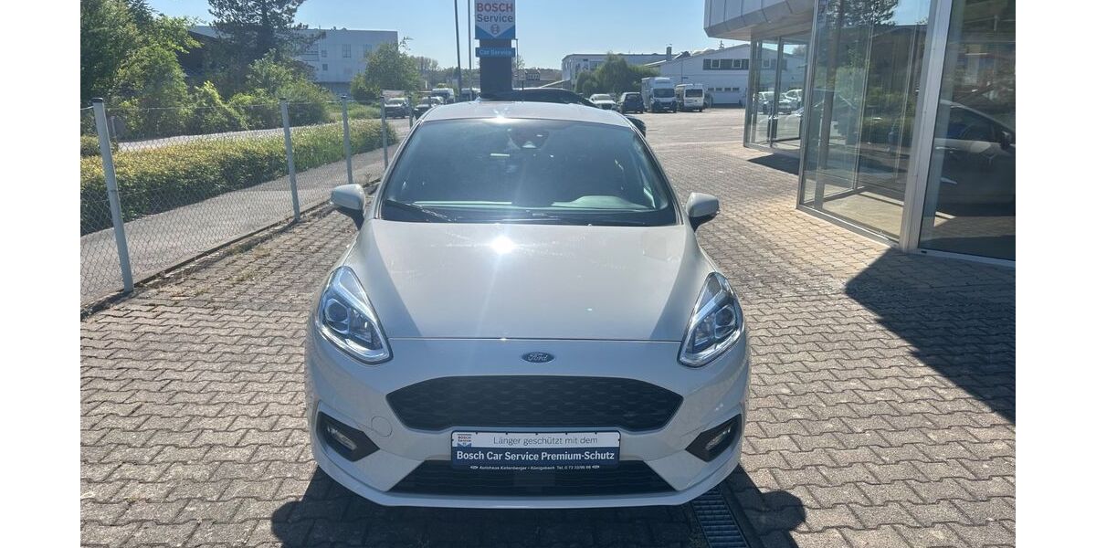 Ford Fiesta 54.300 km 13.590 &euro; Königsbach-Stein 75203