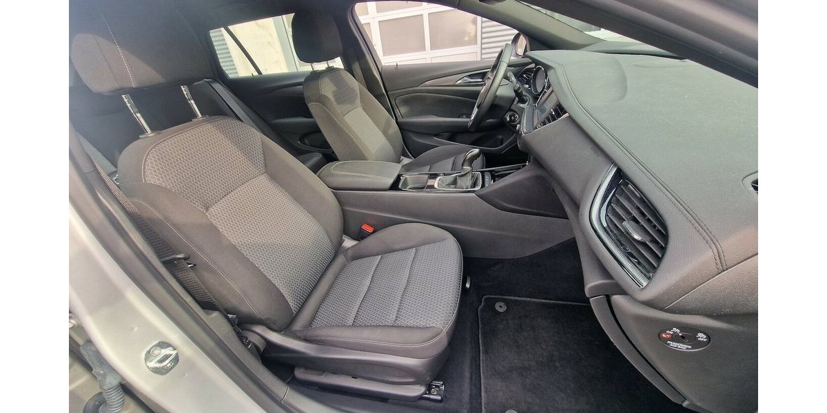 Opel Insignia 1.5 D Business Edition NAVI Klimaautom 100.000 km 13.998 &euro; Landau 76829