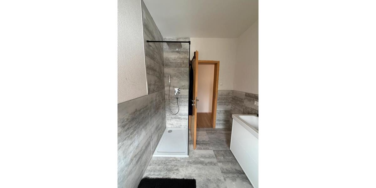 Etagenwohnung Bruchsal - 3.5 Zimmer, 85 m&sup2;, 1.250&euro; | Angebot:26415242