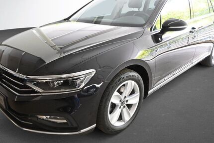 VW Passat 123.600 km 23.880 € Karlsruhe 76131