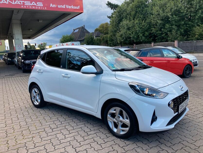 Hyundai i10 27.000 km 10.490 € Neumalsch 76316
