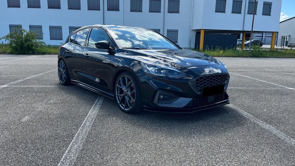 Ford Focus 62.000 km 23.999 € Weingarten 76356