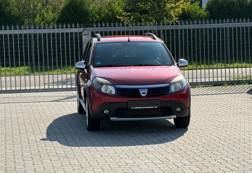 Dacia Sandero 150.000 km 3.299 € Kandel 76870