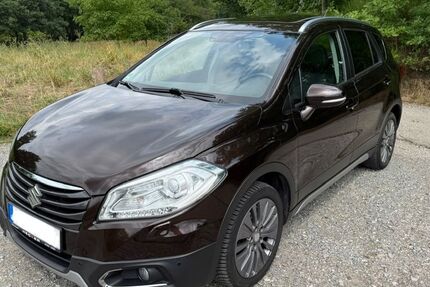 Suzuki SX4 88.000 km 11.999 &euro; Gaggenau 76571