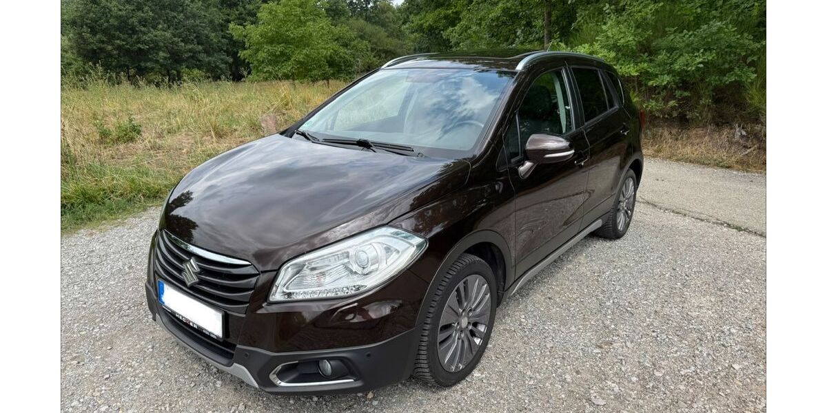 Suzuki SX4 88.000 km 11.999 &euro; Gaggenau 76571