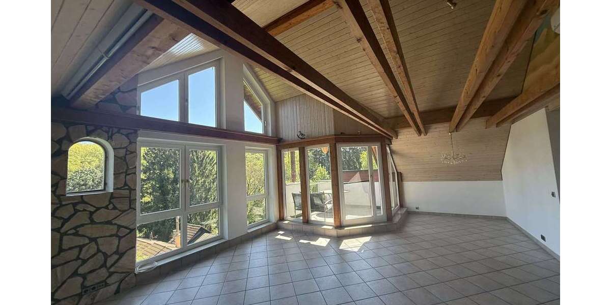 Etagenwohnung Pforzheim Eutingen - 4 Zimmer, 130 m&sup2;, 350.000&euro; | Angebot:26695678