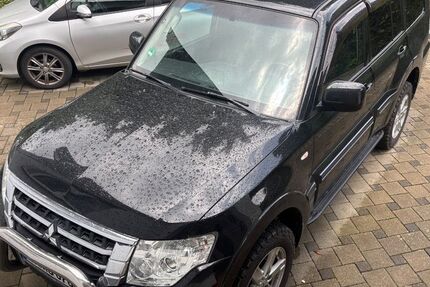 Mitsubishi Pajero 197.518 km 19.500 &euro; Karlsruhe 76185