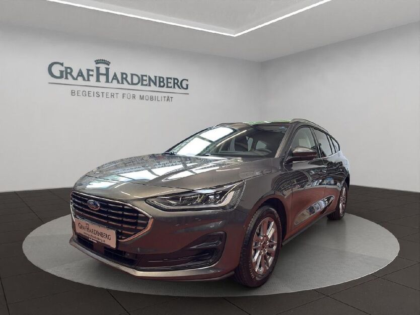 Ford Focus 4.900 km 28.980 € Karlsruhe 76185