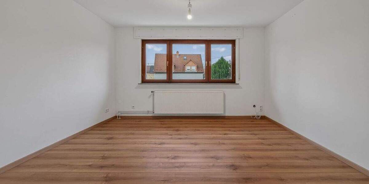 Doppelhaushälfte Karlsruhe Neureut - 6 Zimmer, 147 m&sup2;, 599.000&euro; | Angebot:24529347