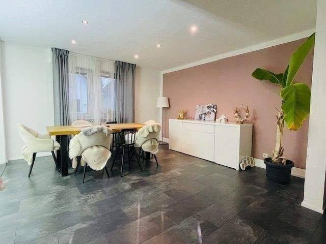 Einfamilienhaus Waghäusel Kirrlach - 4 Zimmer, 164 m&sup2;, 499.000&euro; | Angebot:23801896