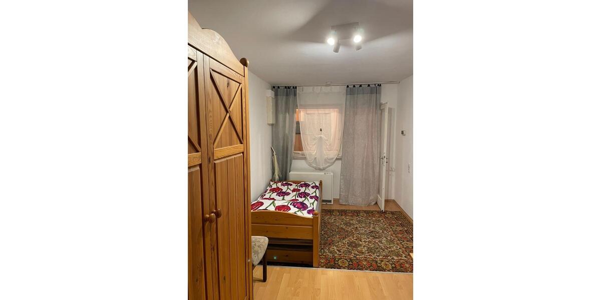 Etagenwohnung Hatzenbühl - 1 Zimmer, 23 m&sup2;, 520&euro; | Angebot:25641197