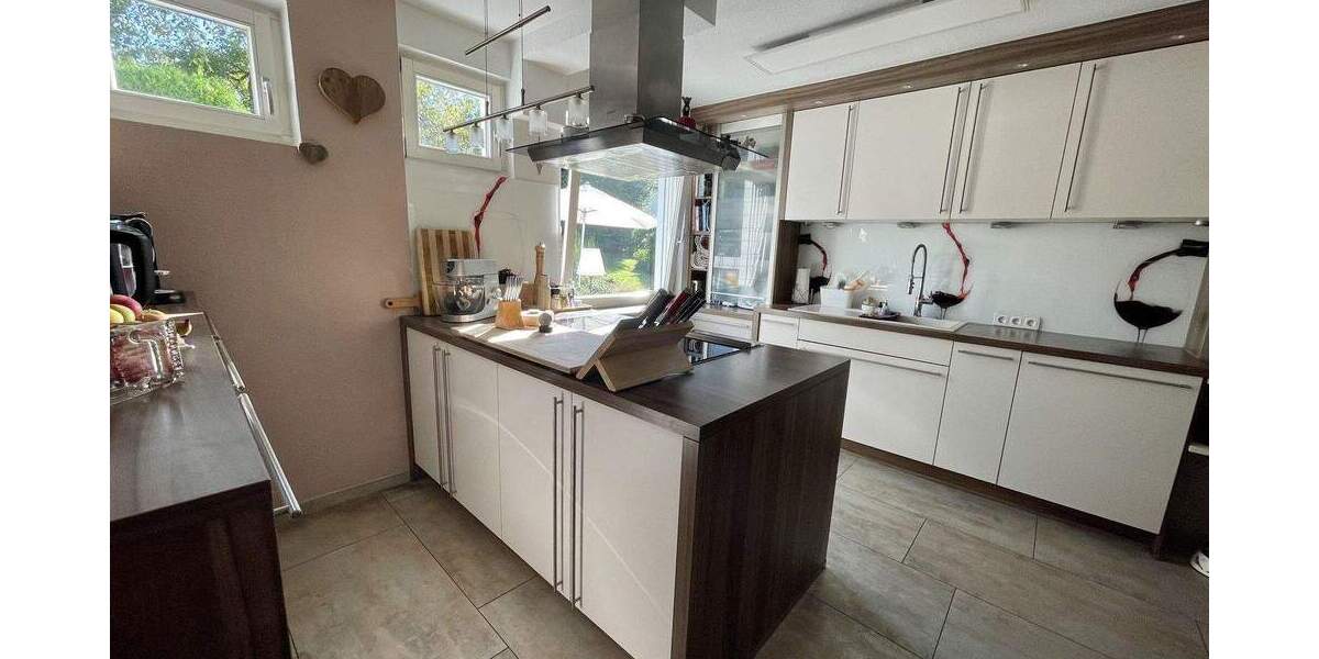 Einfamilienhaus Pforzheim Südweststadt - 5 Zimmer, 253 m&sup2;, 799.000&euro; | Angebot:25741968