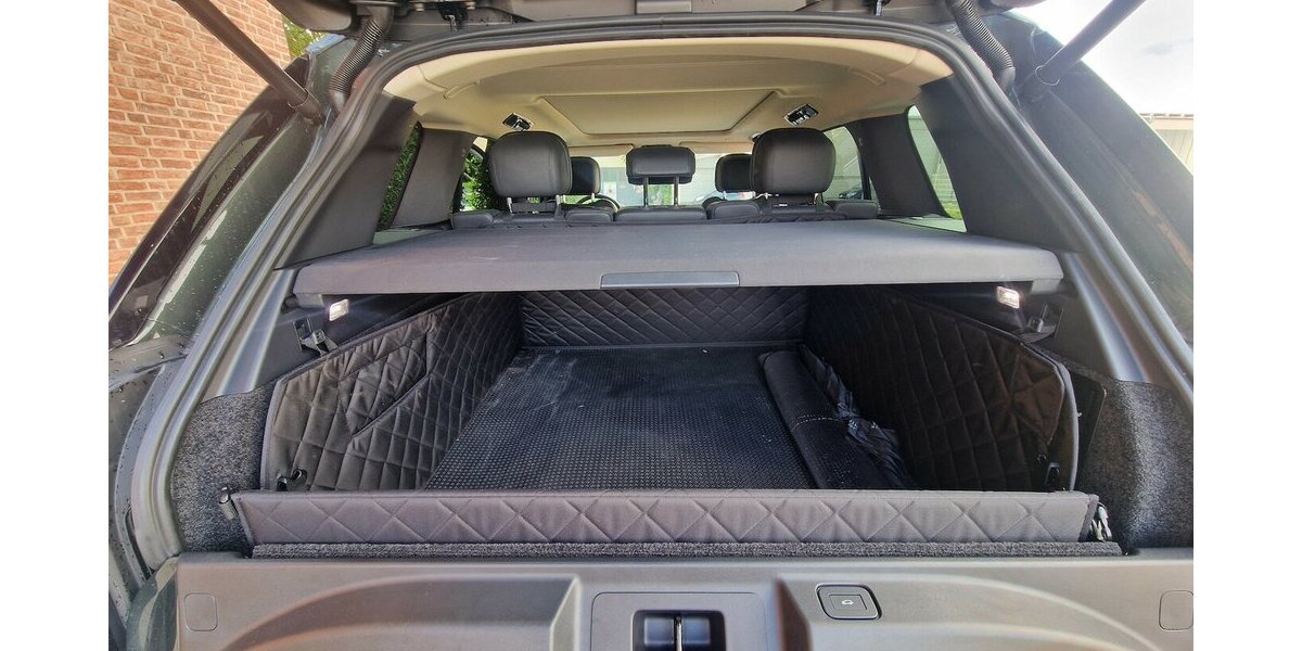 Land Rover Range Rover SE 15.000 km 129.998 &euro; Landau 76829