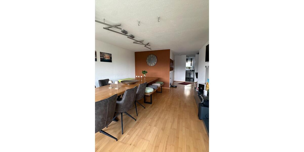 Etagenwohnung Pforzheim Nordstadt - 3 Zimmer, 85 m&sup2;, 250.000&euro; | Angebot:27072491