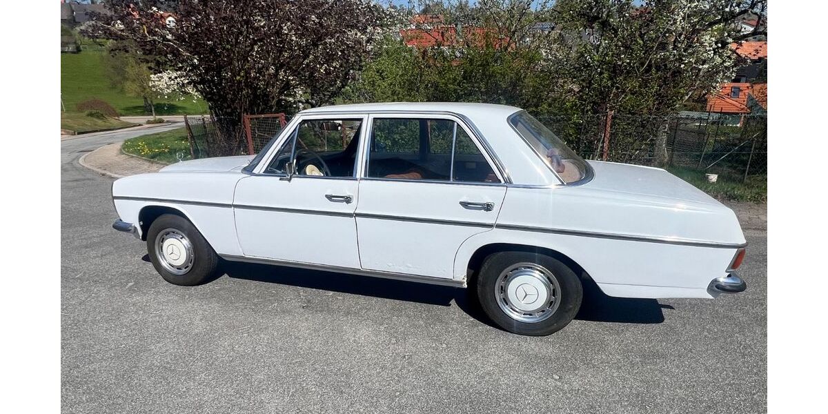 Mercedes-Benz 200 87.000 km 8.500 &euro; Malsch 76316