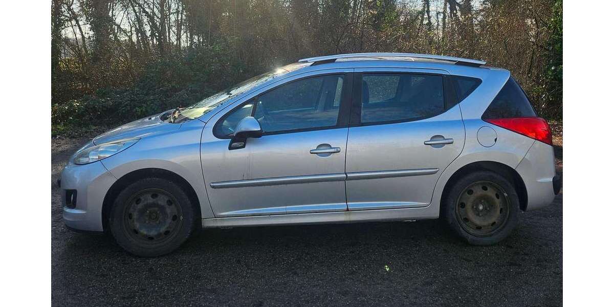 Peugeot 207 213.000 km 2.000 &euro; Hördt 76771