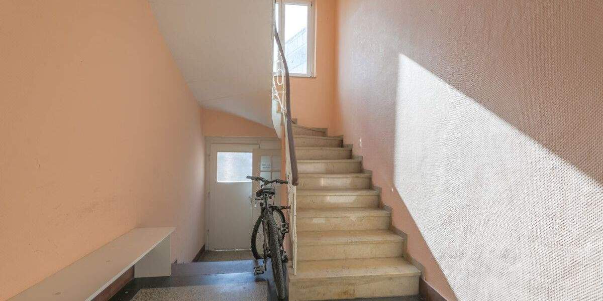 Etagenwohnung Pforzheim Nordstadt - 2 Zimmer, 72 m&sup2;, 215.000&euro; | Angebot:24860355