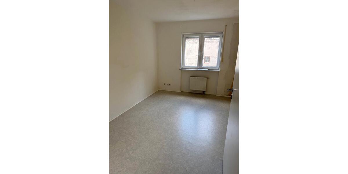 Erdgeschoßwohnung Römerberg - 4 Zimmer, 100 m&sup2;, 339.000&euro; | Angebot:27003766