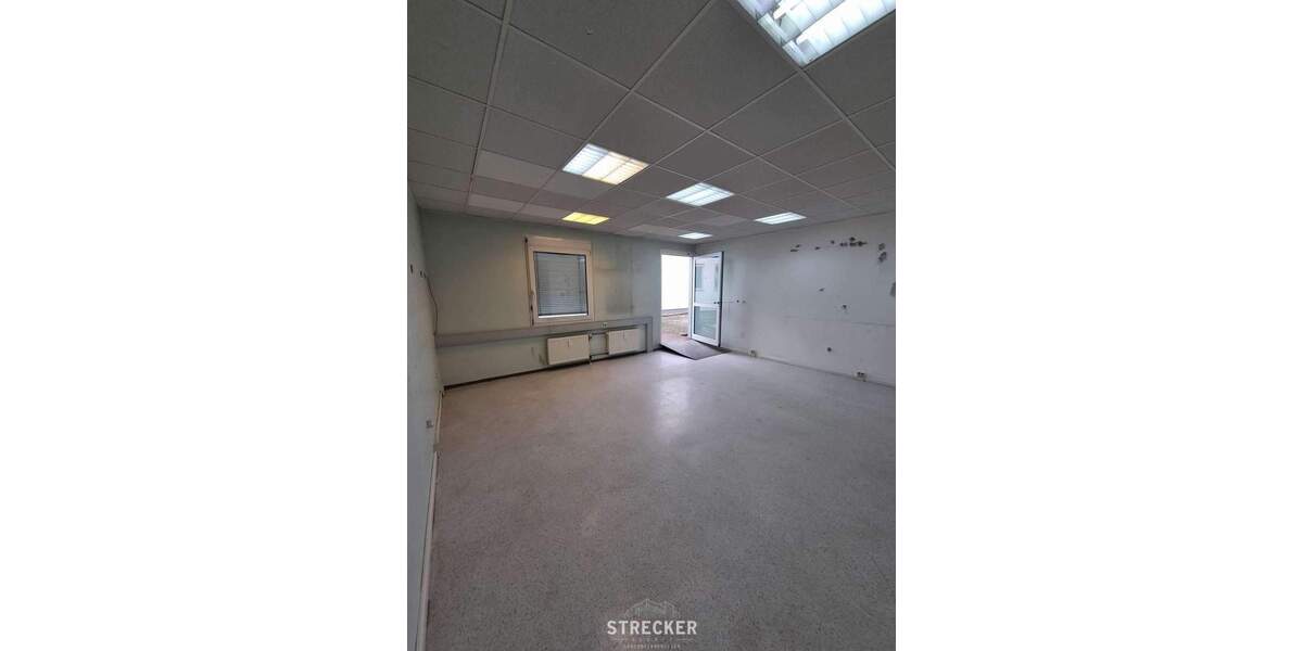 Gewerbeobjekt Karlsbad Langensteinbach - 4 Zimmer, 120 m&sup2;, 900&euro; | Angebot:23982181