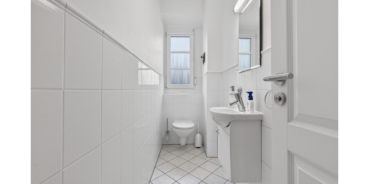 Seltene Gelegenheit: Gepflegtes Zweifamilienhaus mit viel Platz, Ruhe und Entwicklungspotential - Zweifamilienhaus Rastatt / Niederbühl Niederbühl | Angebot:26948205