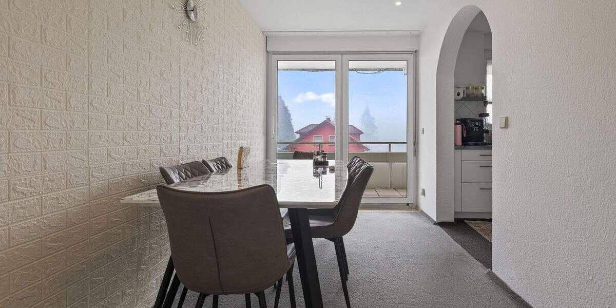 Etagenwohnung Karlsbad / Langensteinbach Langensteinbach - 3 Zimmer, 107 m&sup2;, 379.000&euro; | Angebot:25316537