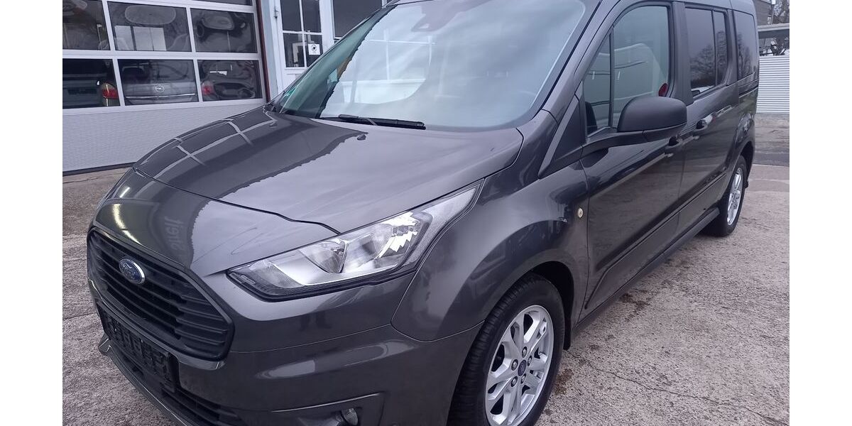 Ford Tourneo Connect 166.000 km 14.590 € Ettlingen 76275