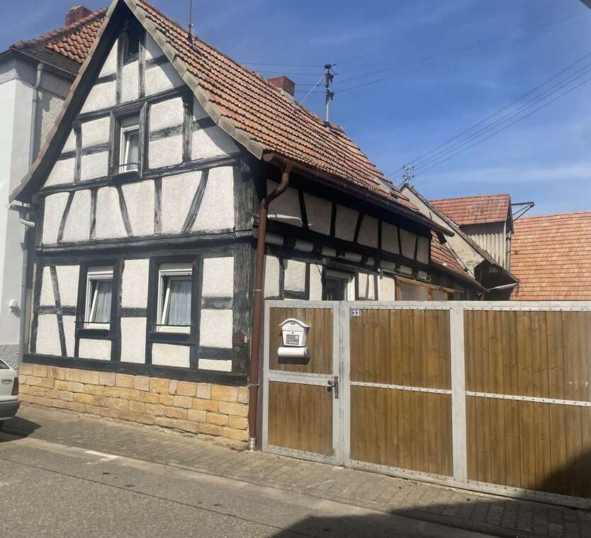Haus zum Kaufen in Hochstadt 249.000 € 150 m²