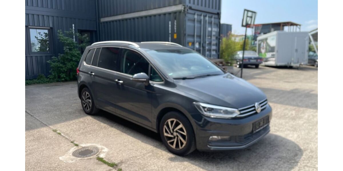 VW Touran 123.420 km 16.500 &euro; Pfinztal 76327
