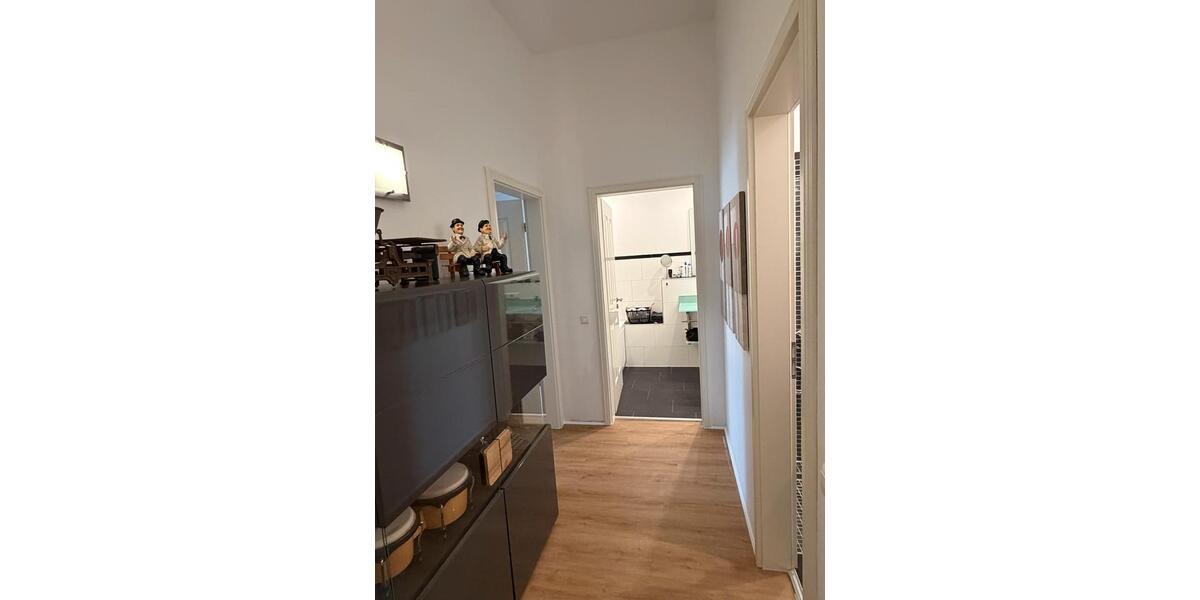 Hochparterre Pforzheim Weststadt - 3 Zimmer, 120 m&sup2;, 1.150&euro; | Angebot:26162893