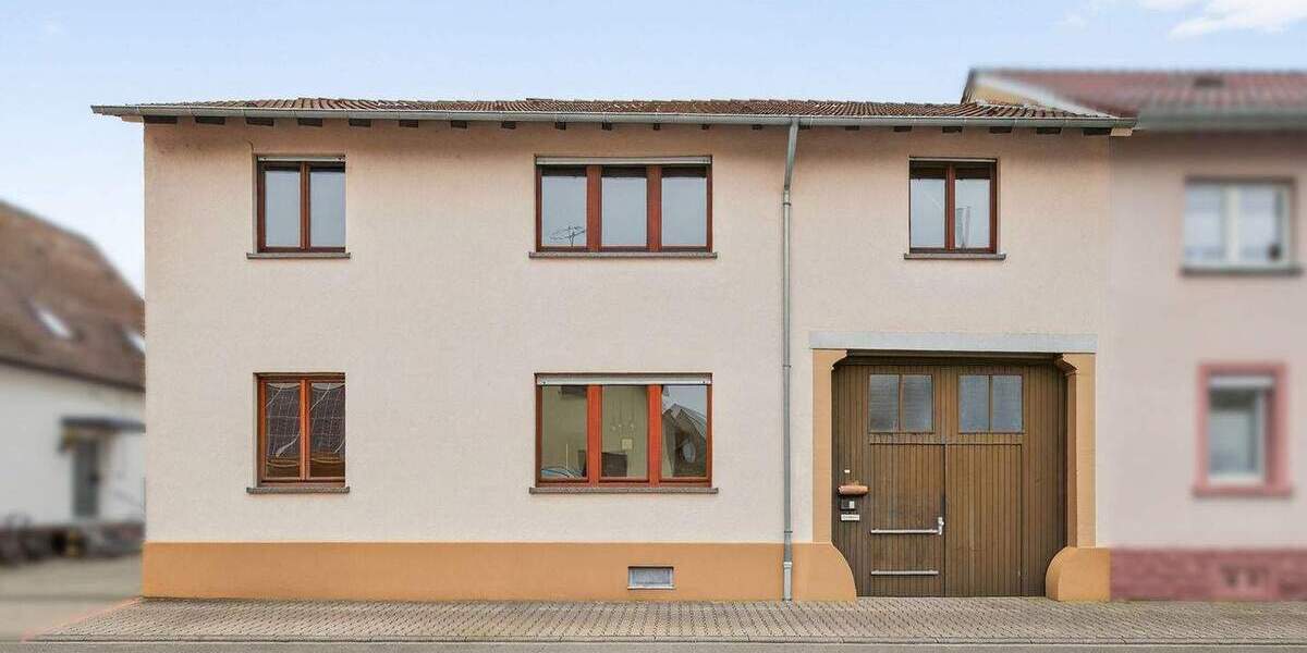 Mehrfamilienhaus, Wohnhaus Linkenheim-Hochstetten Linkenheim - 6 Zimmer, 199 m&sup2;, 549.000&euro; | Angebot:25771475