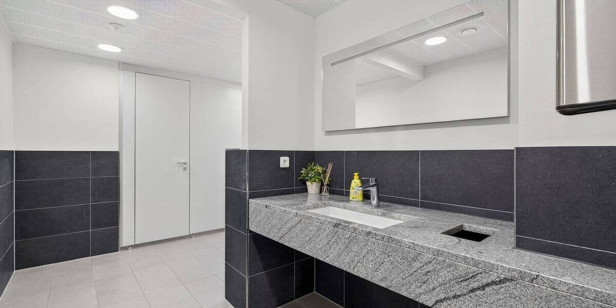 Gewerbeobjekt Karlsruhe Knielingen - 1.549.000&euro; | Angebot:25728702