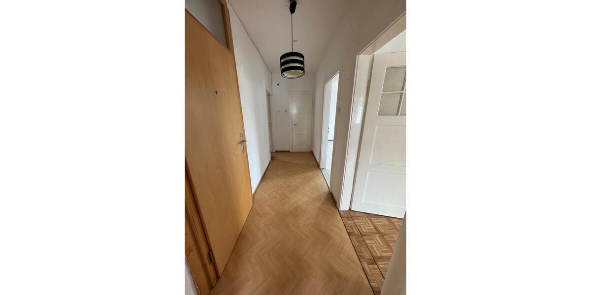 Etagenwohnung Neuenbürg - 2 Zimmer, 74 m&sup2;, 800&euro; | Angebot:26326761