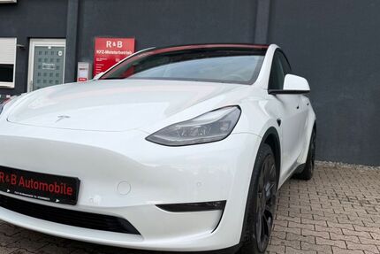 Tesla Model Y 49.884 km 35.999 &euro; Gaggenau 76571