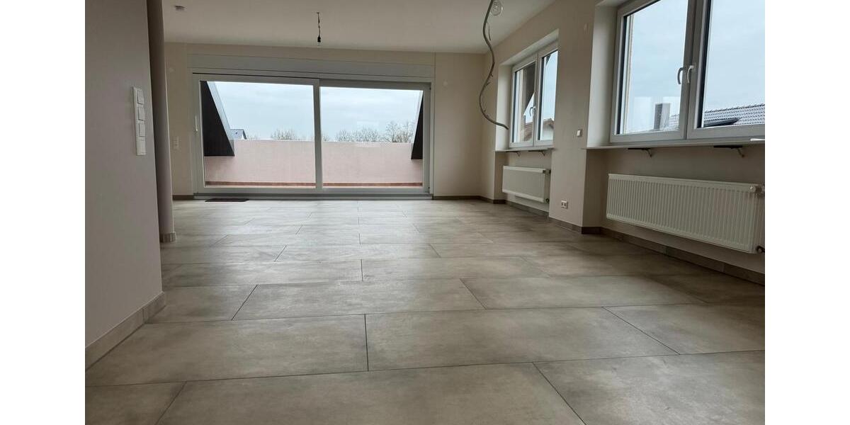 Etagenwohnung Karlsruhe Neureut - 3.5 Zimmer, 120 m&sup2;, 1.300&euro; | Angebot:26487110