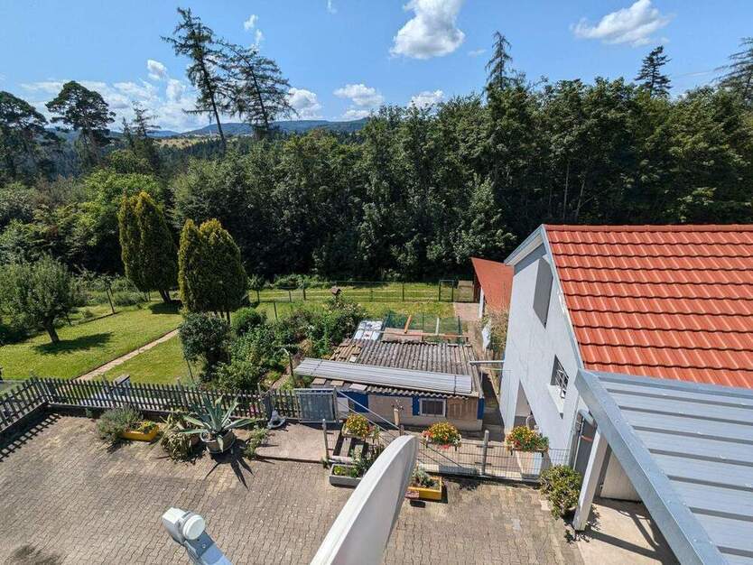 Ländlich und Naturverbunden - Dreifamilienhaus - geringe Hauskosten