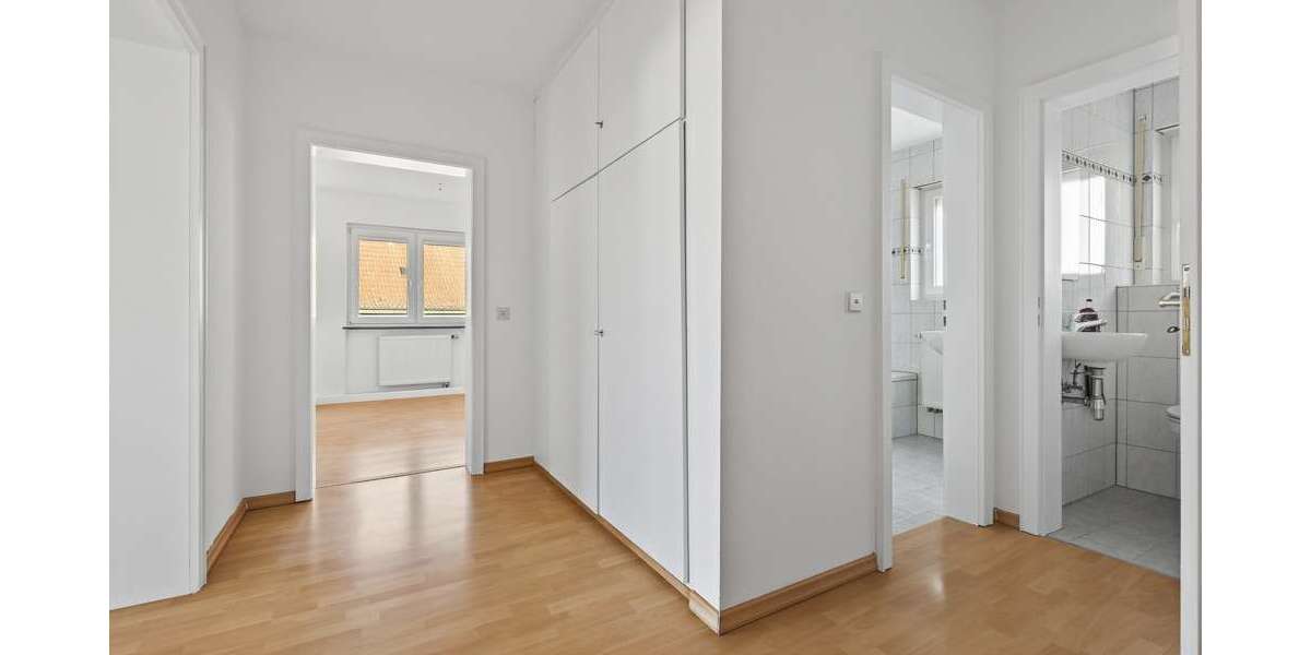 Wohnung zum Mieten in Karlsruhe 2.100 € 116.39 m² 5 zimmer