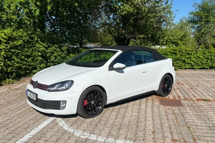 VW Golf 144.000 km 13.100 &euro; Steinmauern 76479
