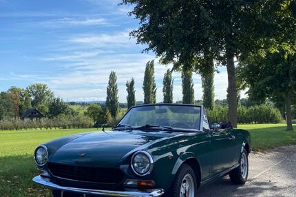Fiat 124 Spider