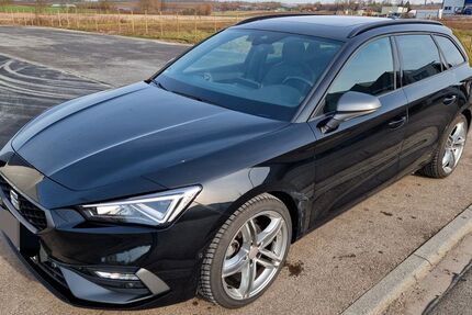 Seat Leon 82.000 km 22.700 € Karlsruhe 76227