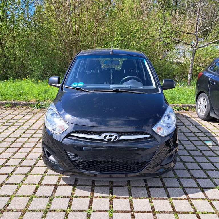 i10